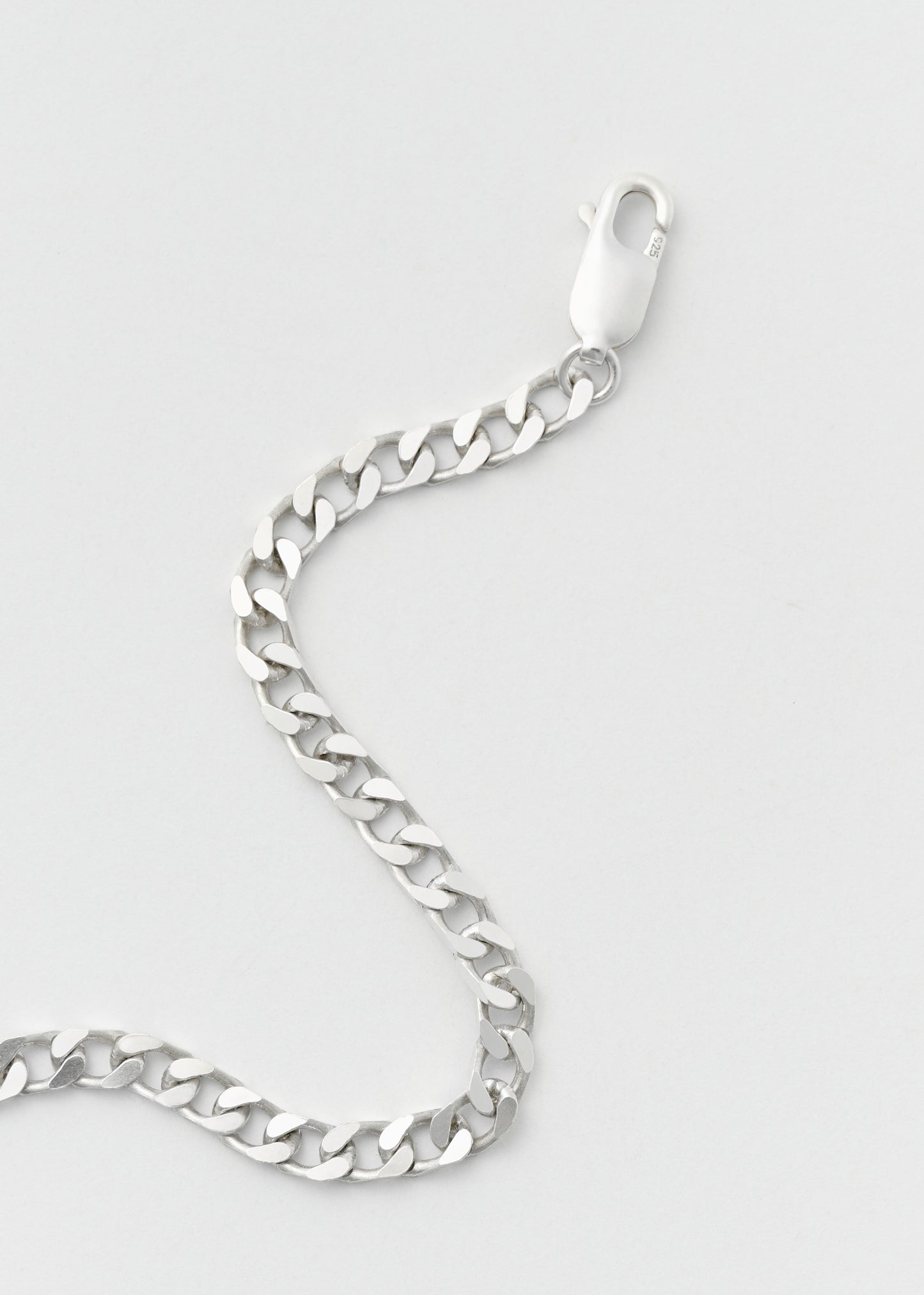 Silver Pansar Bracelet 4mm