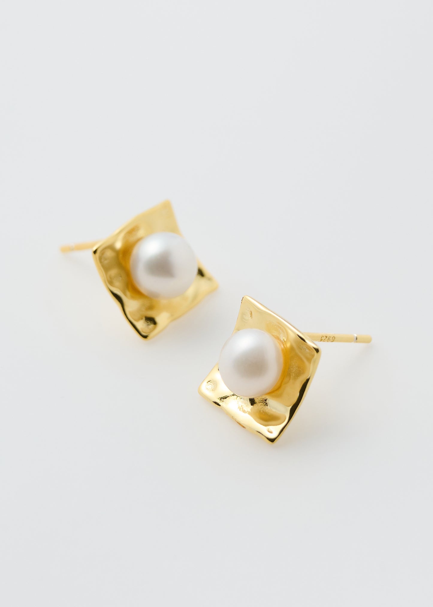 Recutangular Studs