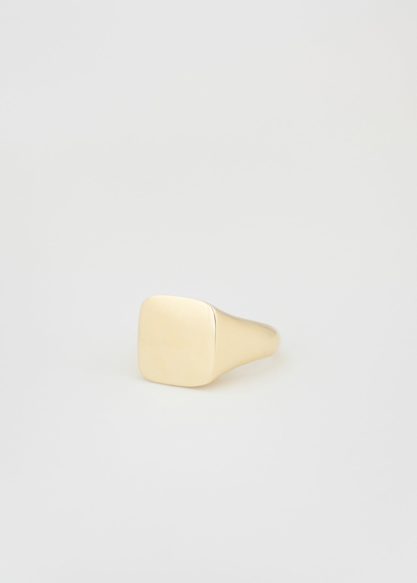 Aura Signet Ring Gold