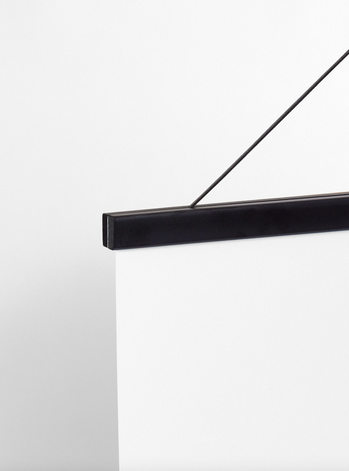 Black Poster Hanger
