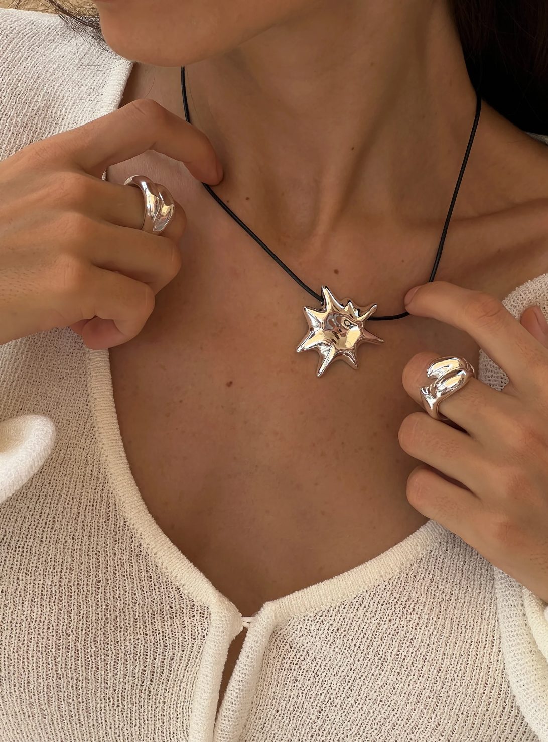 Solare Necklace