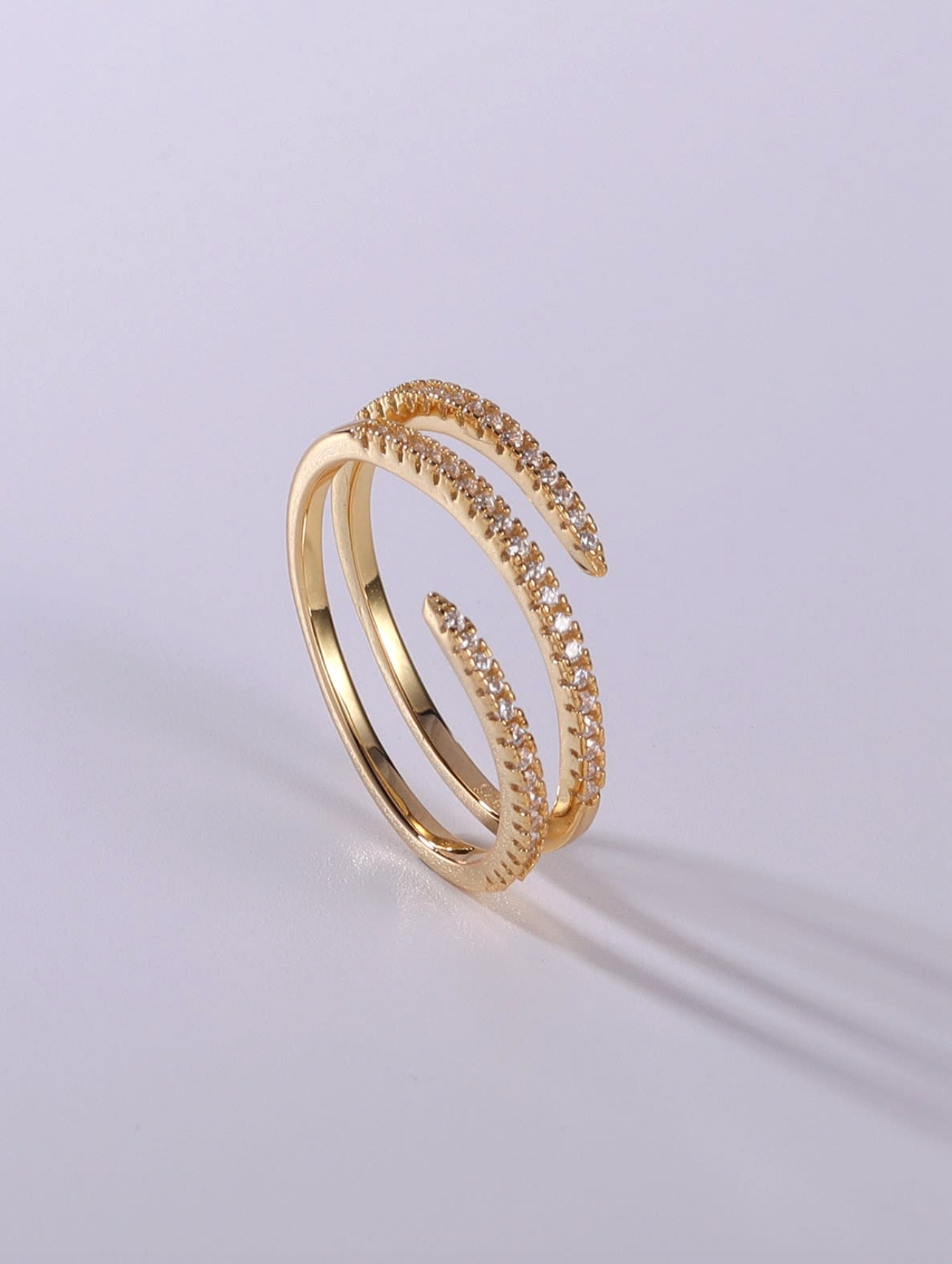 Triple Zirconia Ring Gold