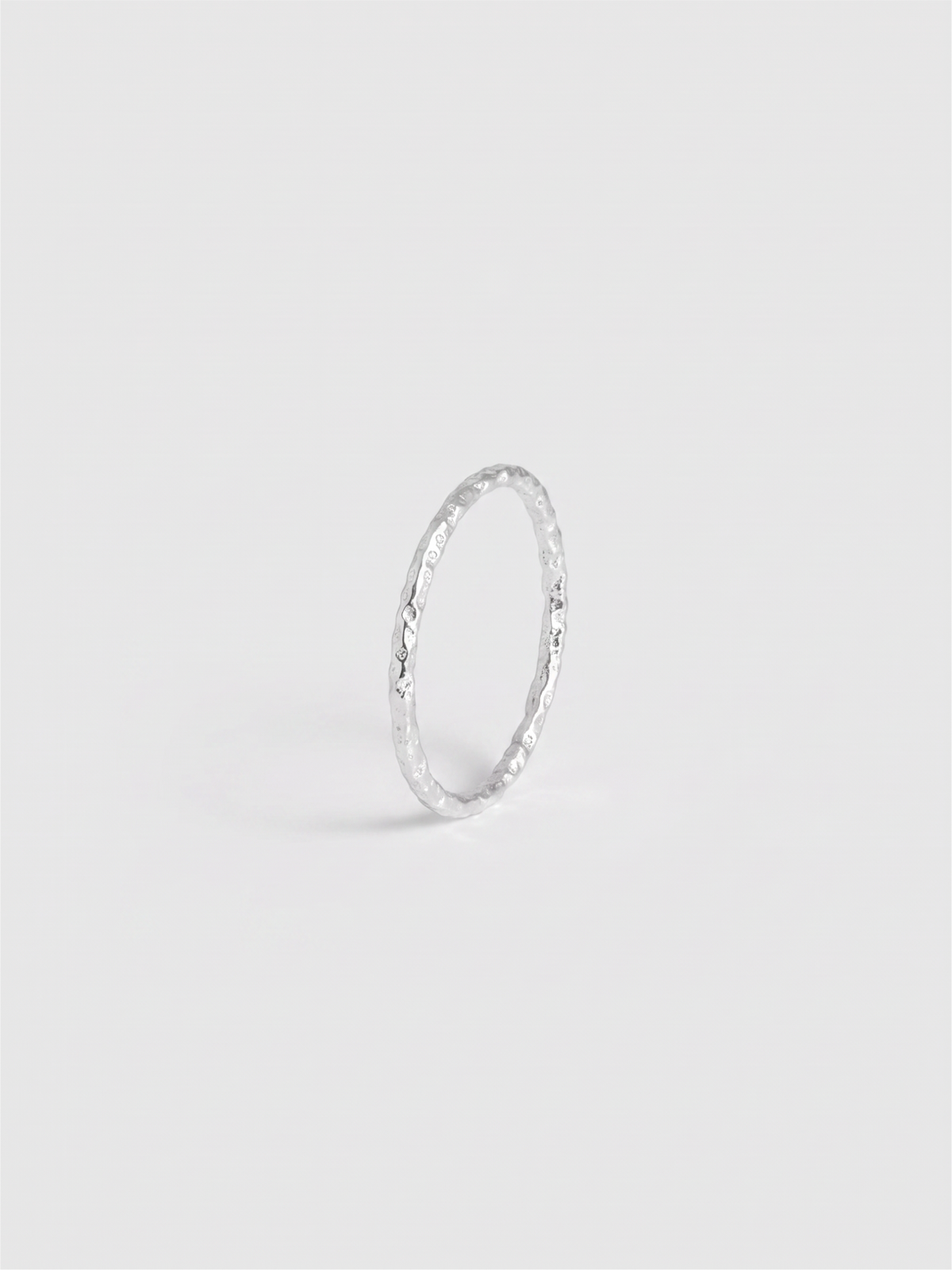 Thin Hammered Ring Gold