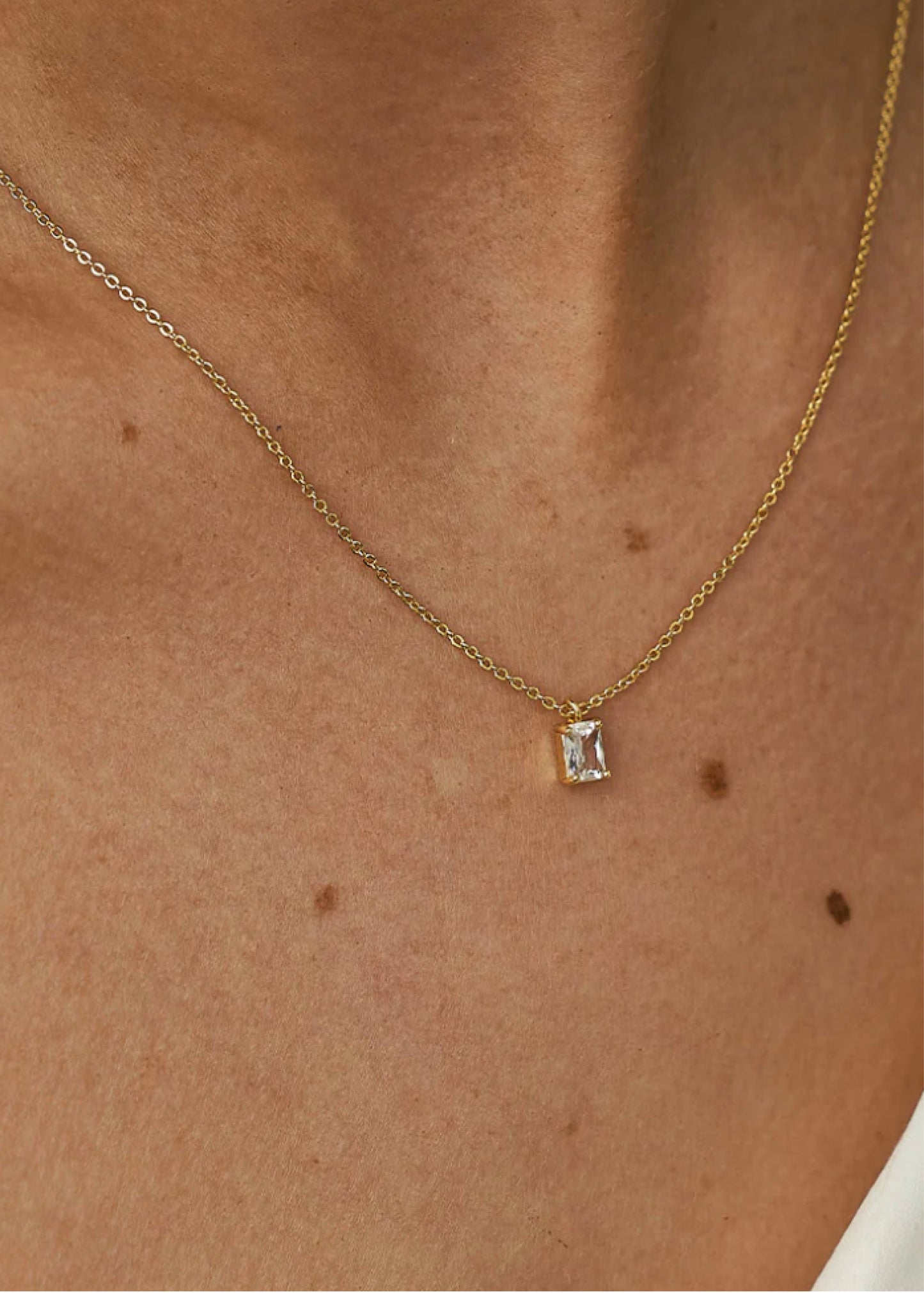 Baguette Necklace Gold