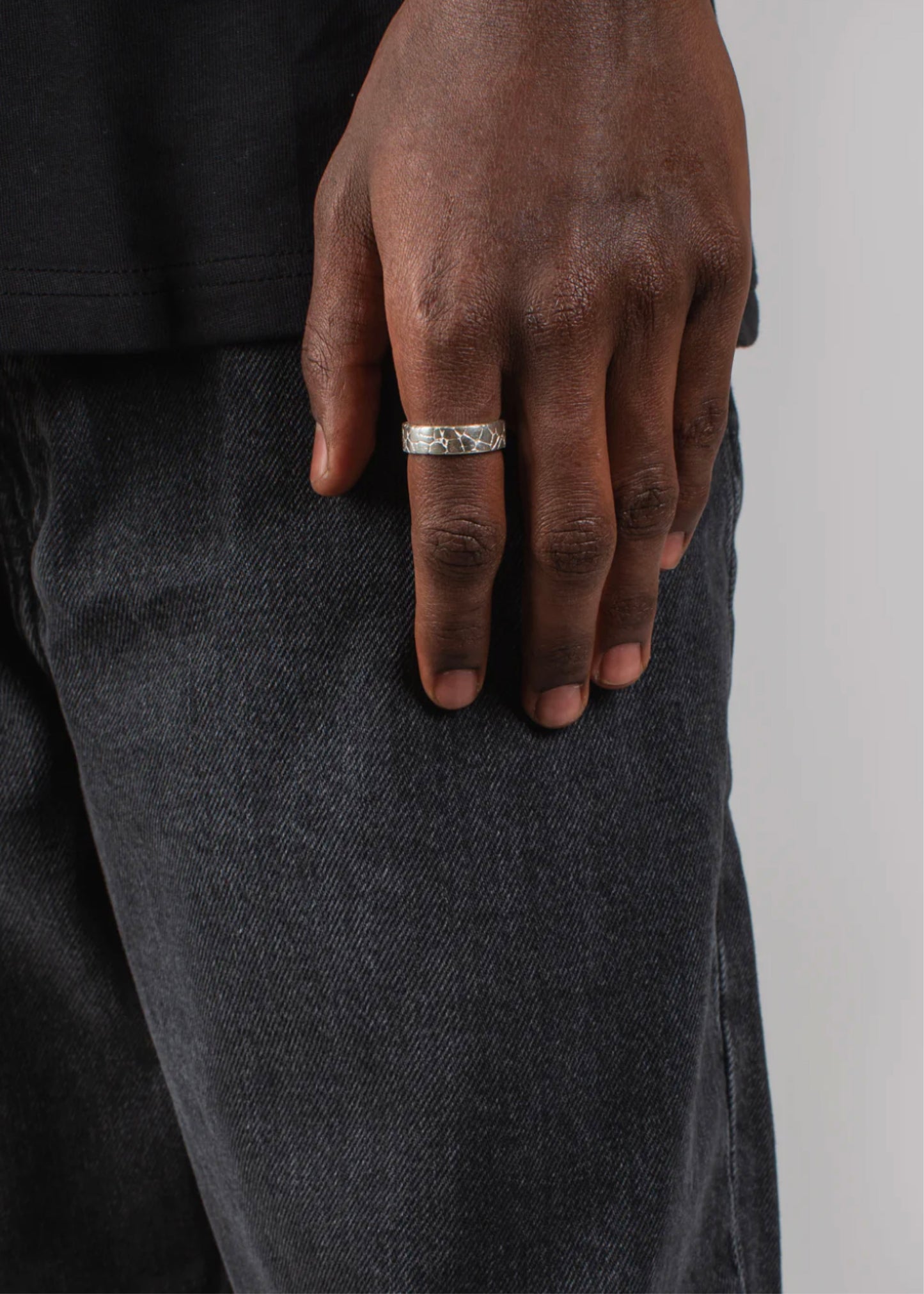 Cracked Ring