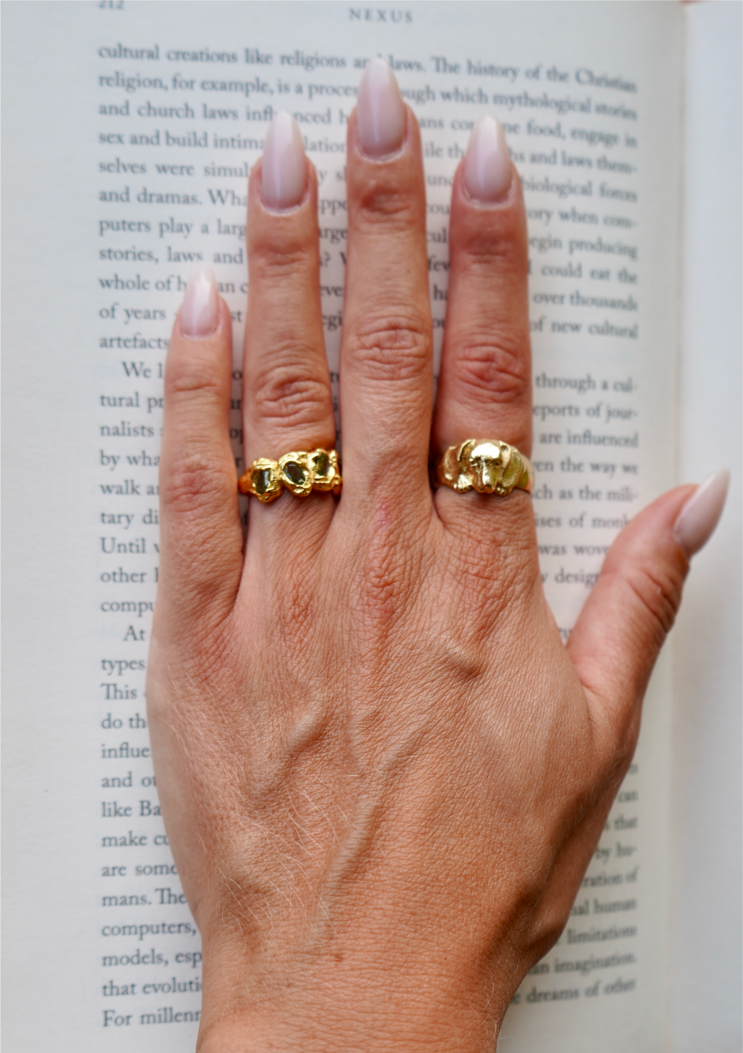 Moth Ring Gold