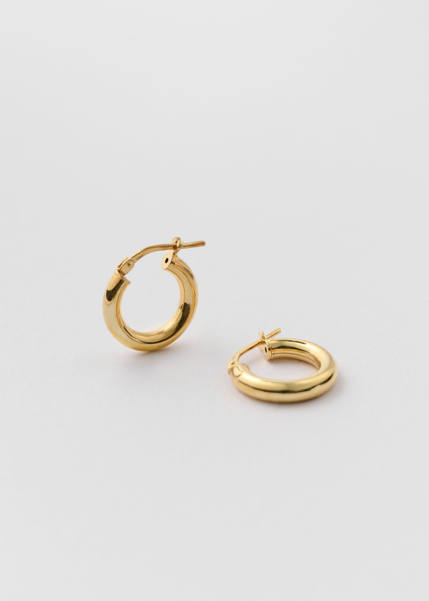 Isabelle Gold Hoops 10mm