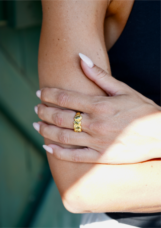 Moth Ring Gold