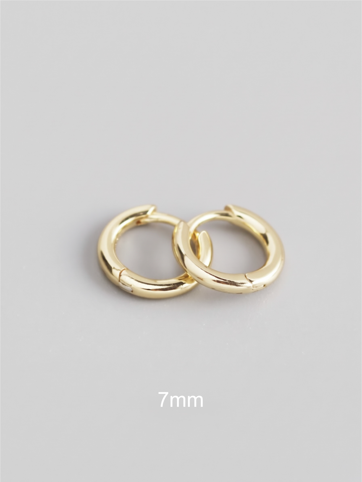 Round Huggies Gold