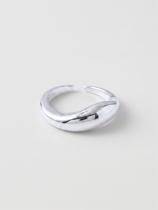 Clean Adjustable Ring