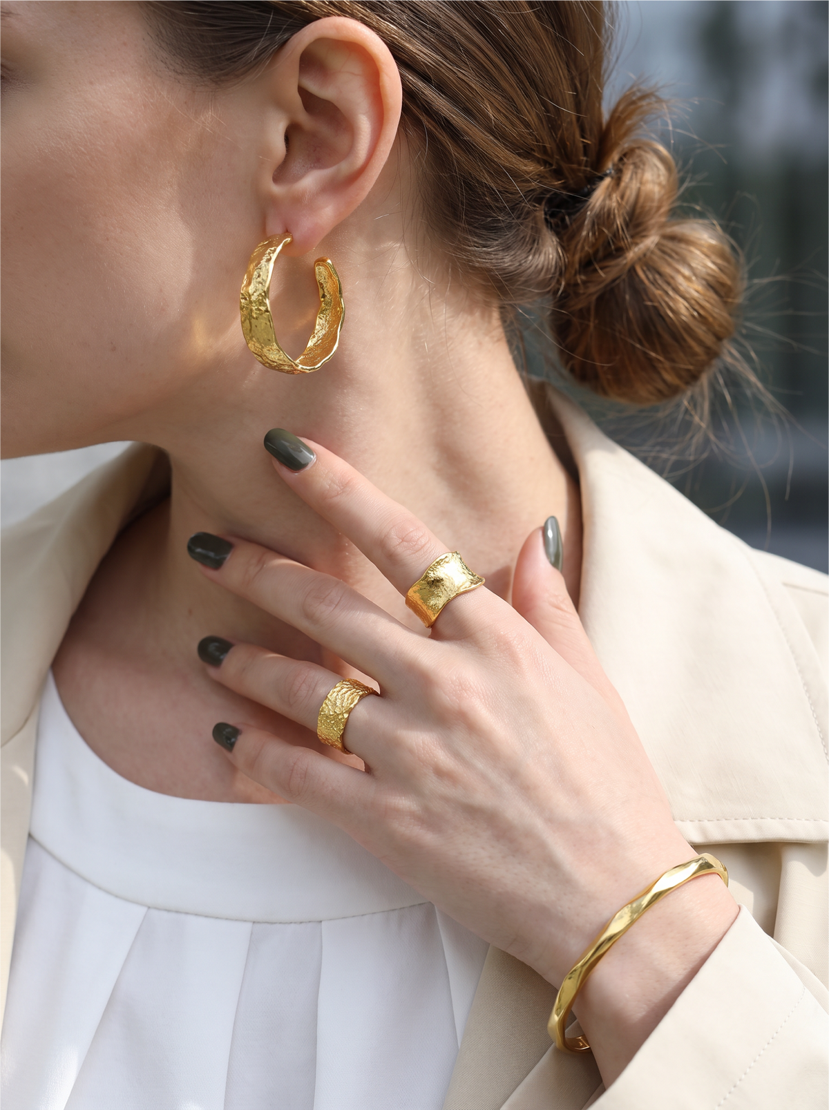 Daka Textured Band Ring