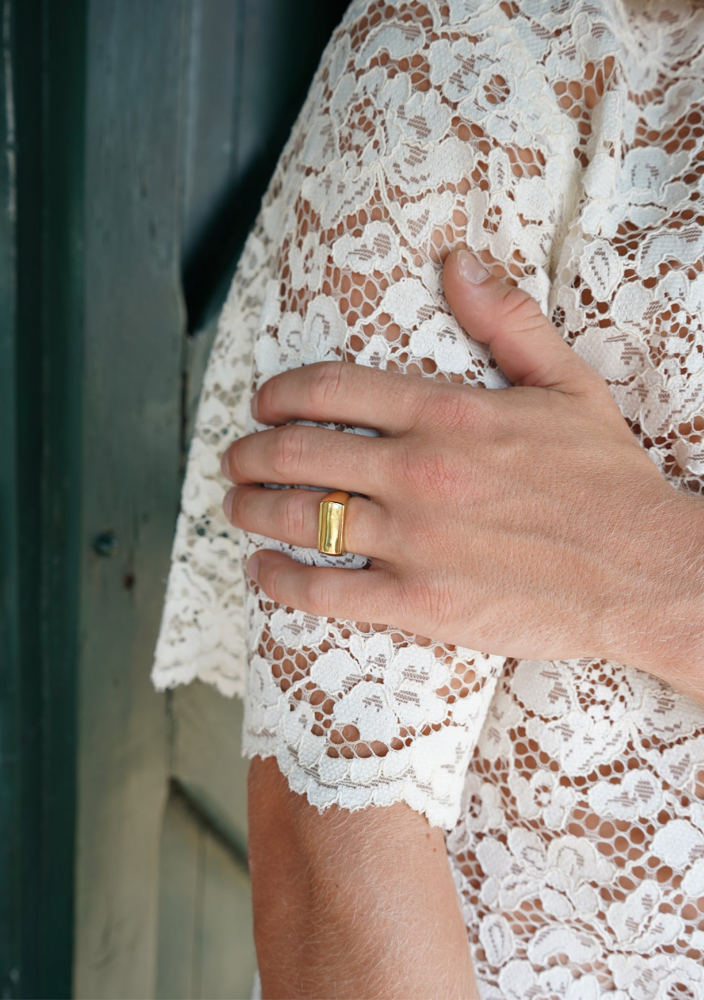 Gold Sleek Signet Ring