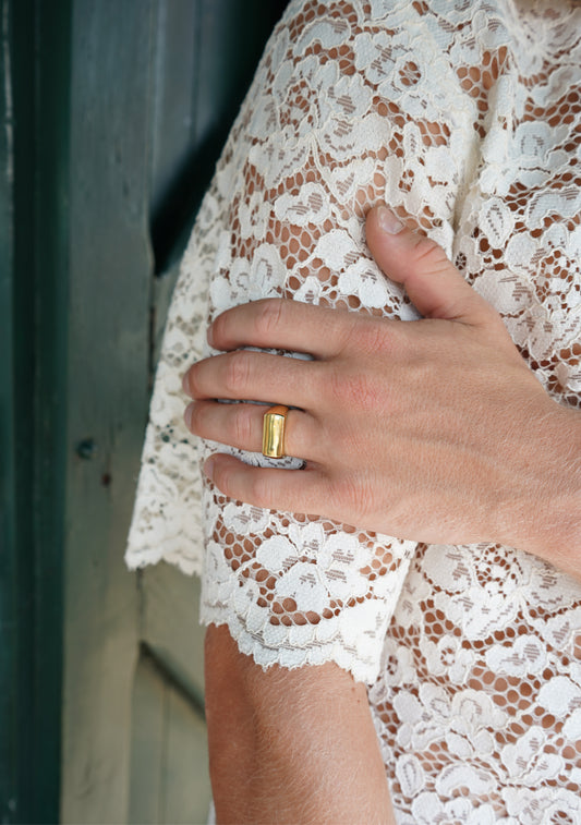 Gold Sleek Signet Ring