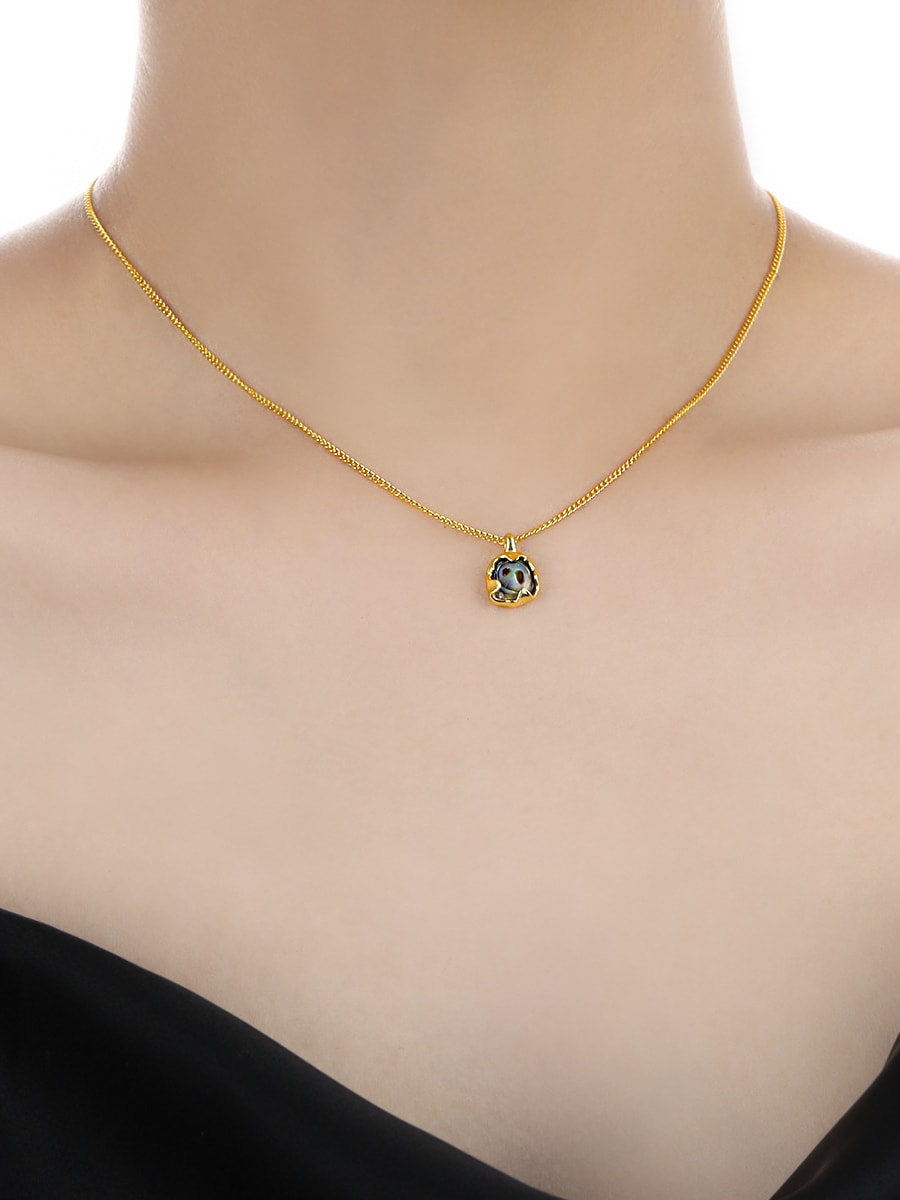 Hypnotic Neckace