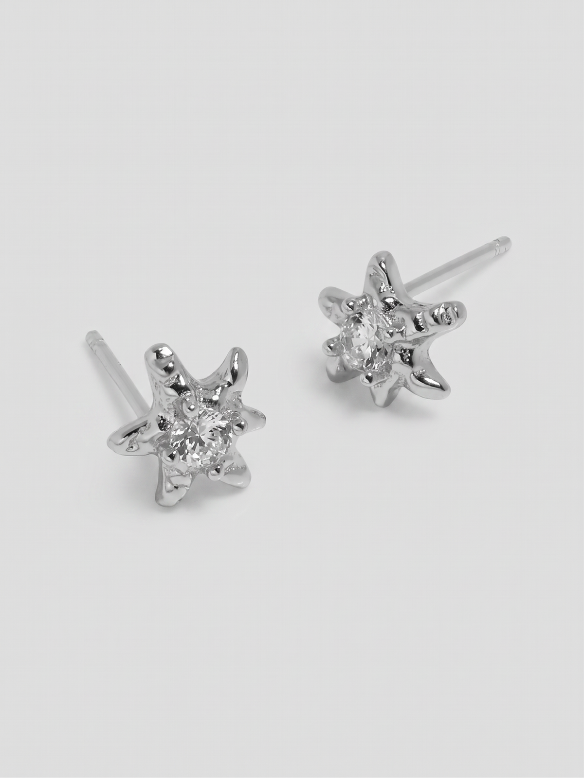 Maxi Star Studs Silver