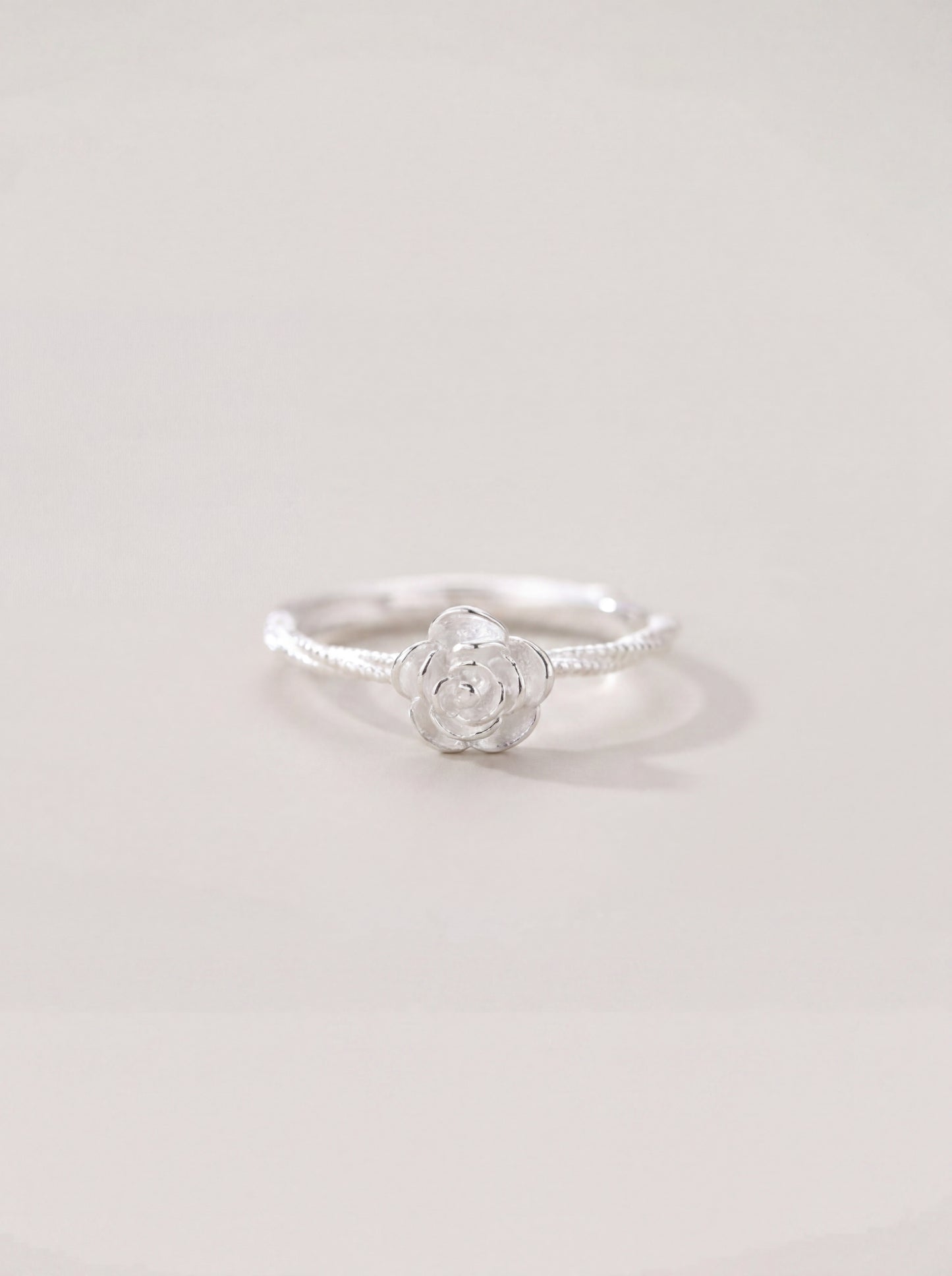 Mini Flower Ring