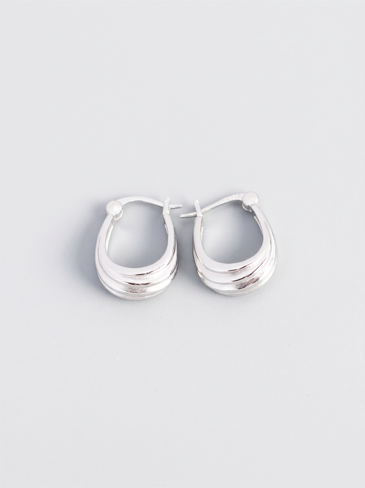 Mini Muse Earrings Silver