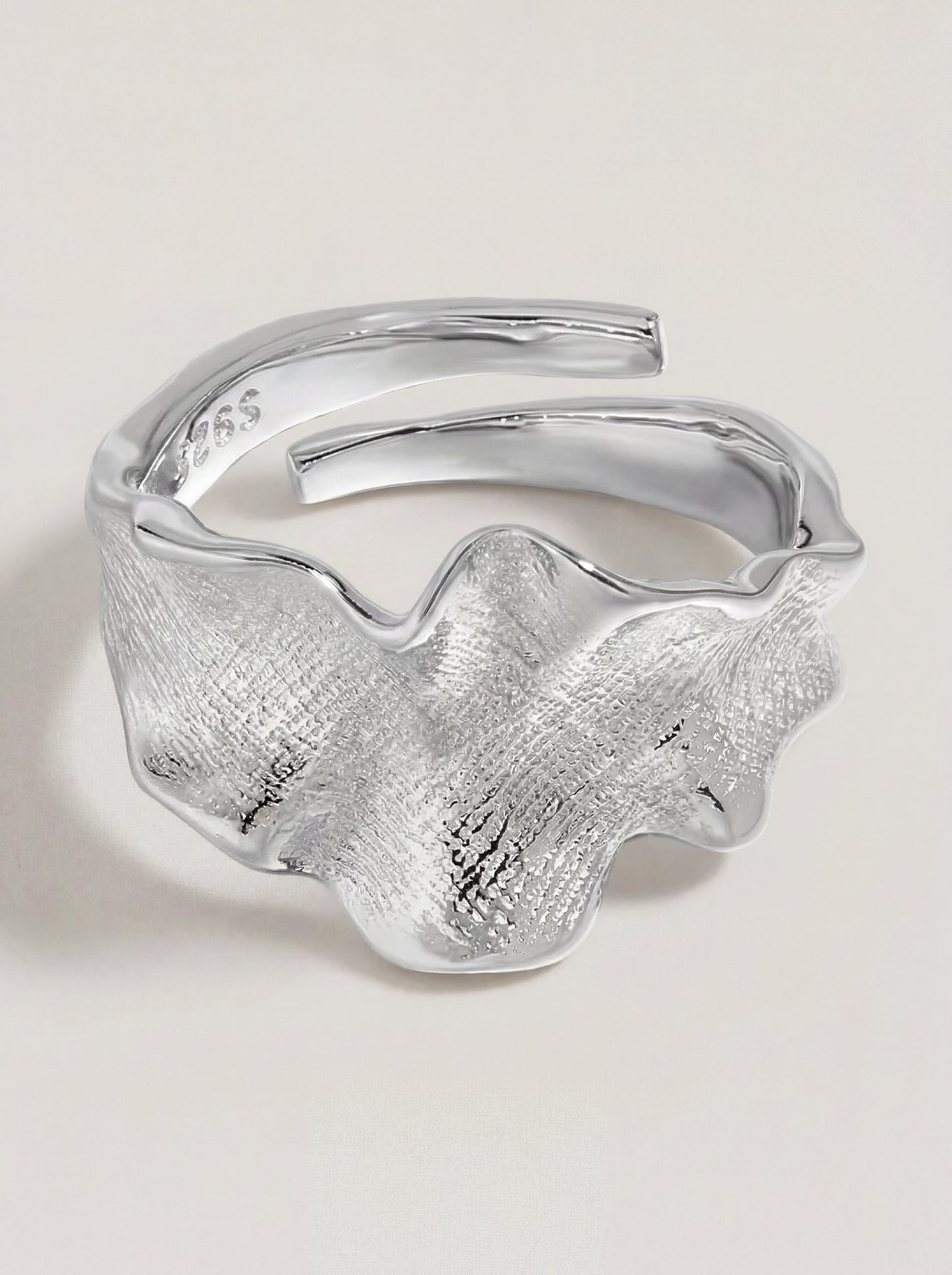 Oyster Ring Gold