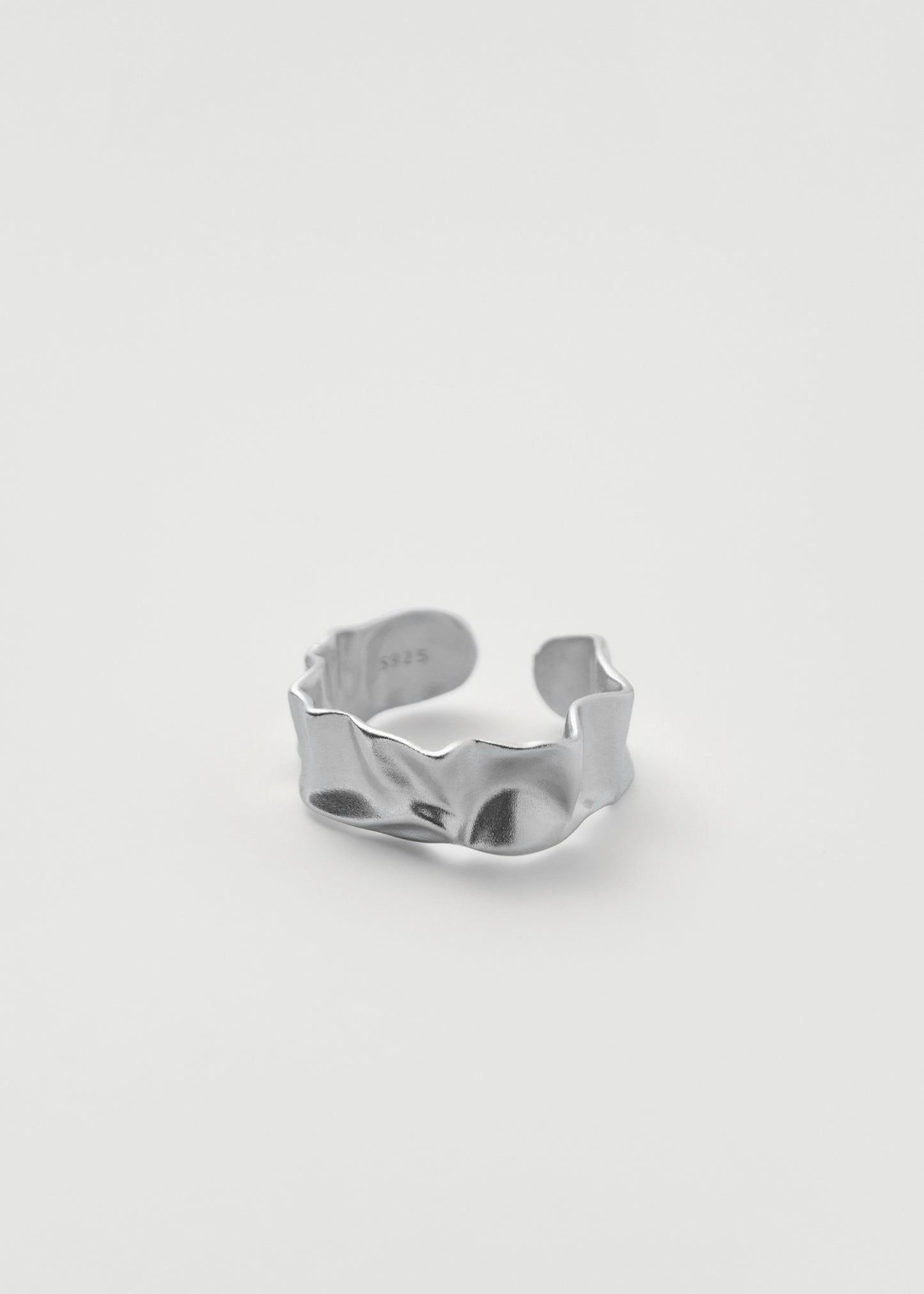Wrinkled Ring Silver