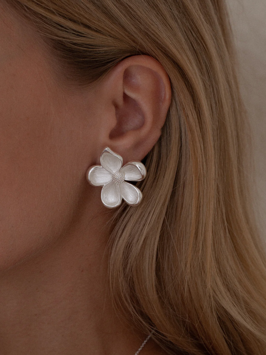 Maxi Flower Earrings Silver