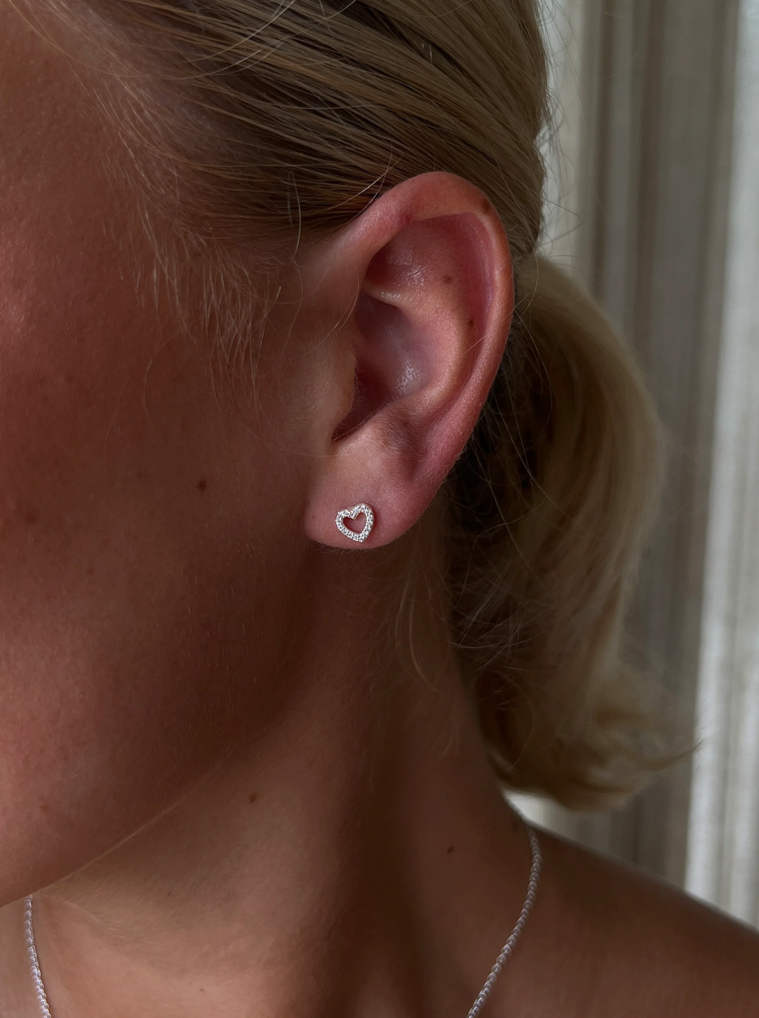 Zirconia Heart Studs