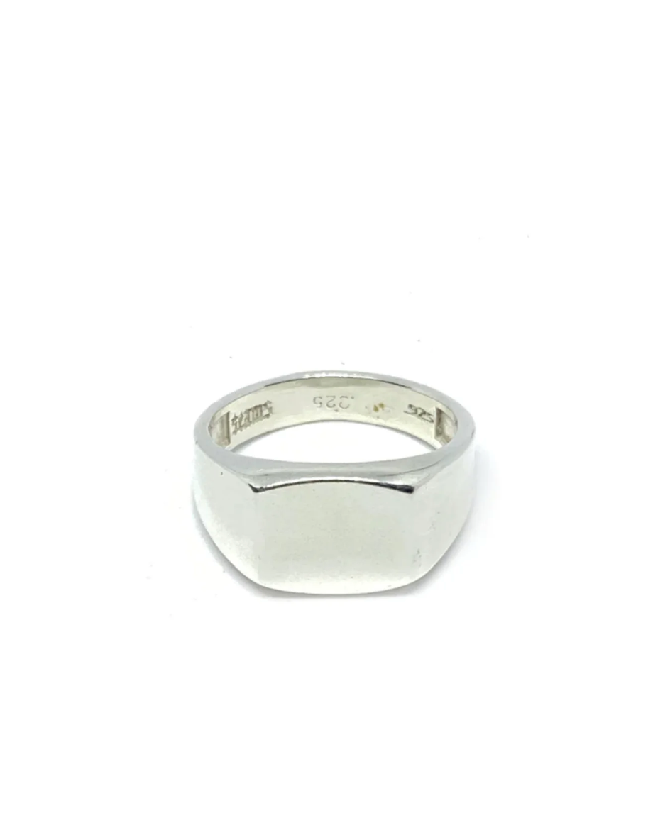 Signet Ring