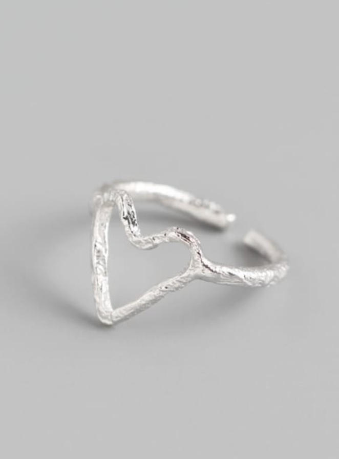 Thin Heart Ring Gold