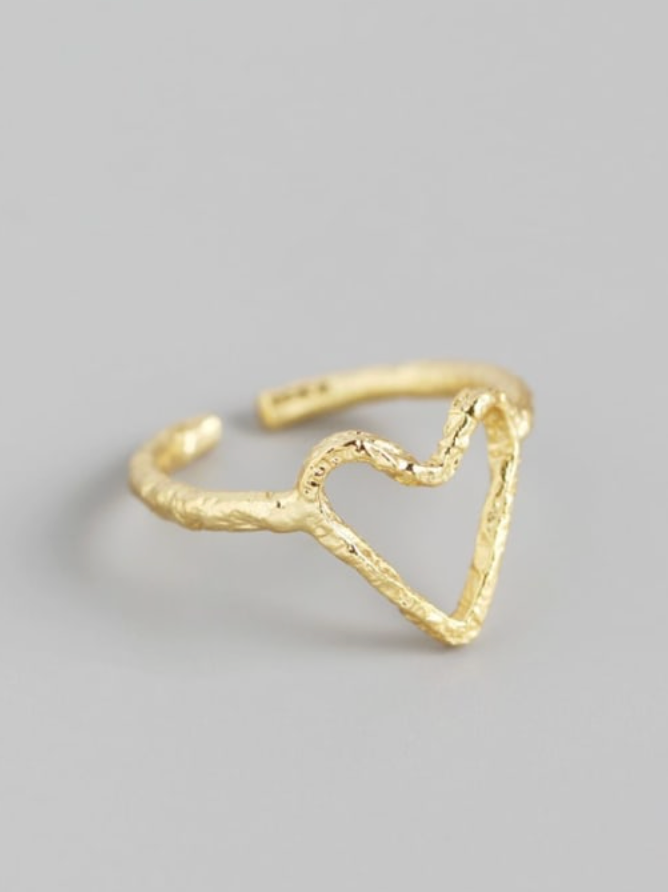 Thin Heart Ring Gold