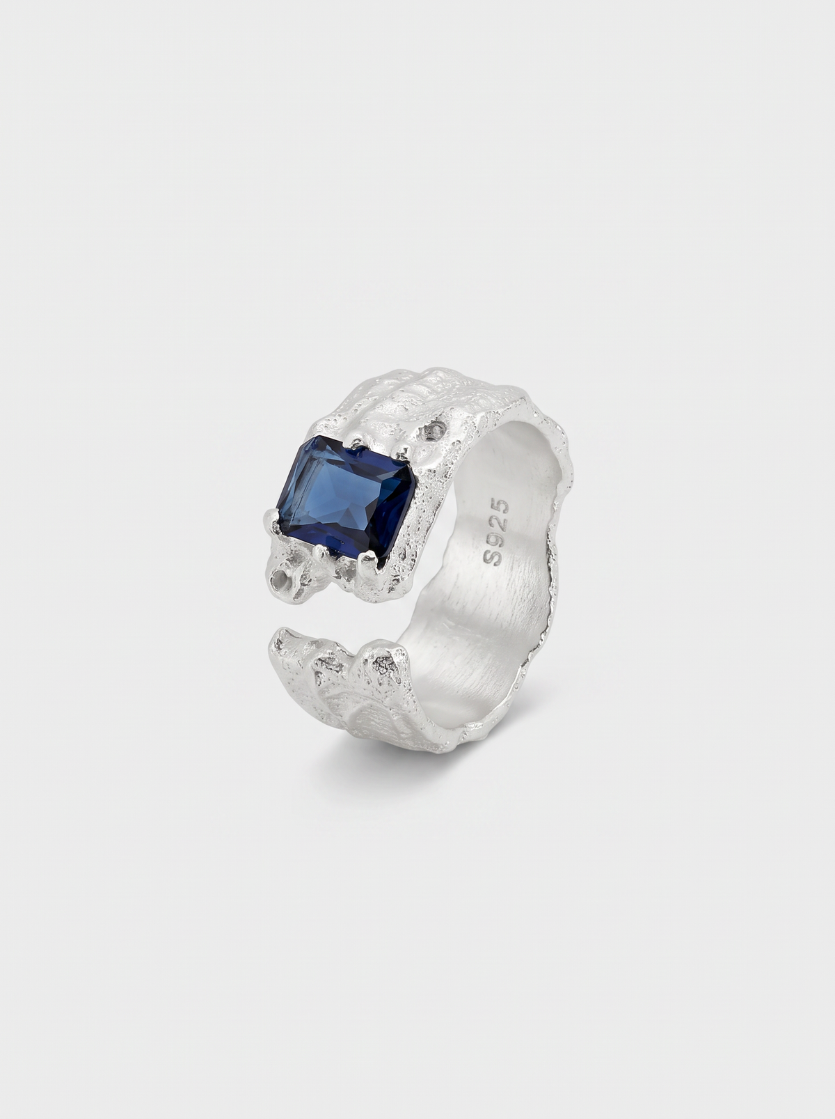 Sona Blue Ring Silver
