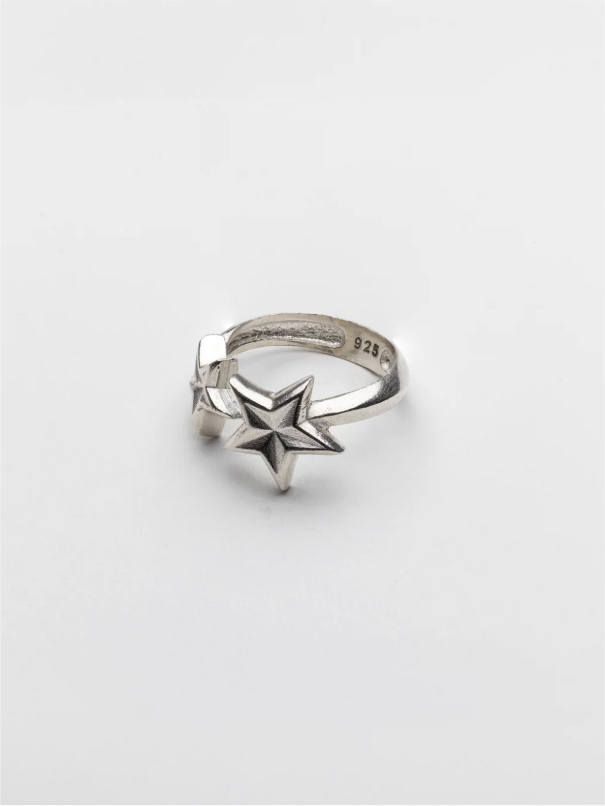 Sweeing Star Ring