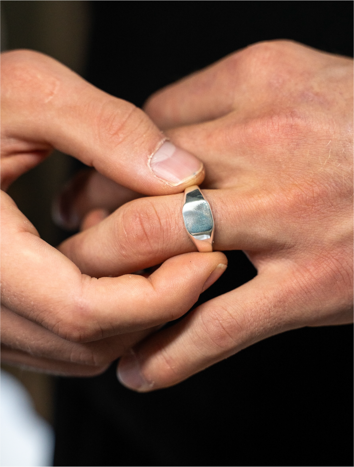 Thin Signet Ring