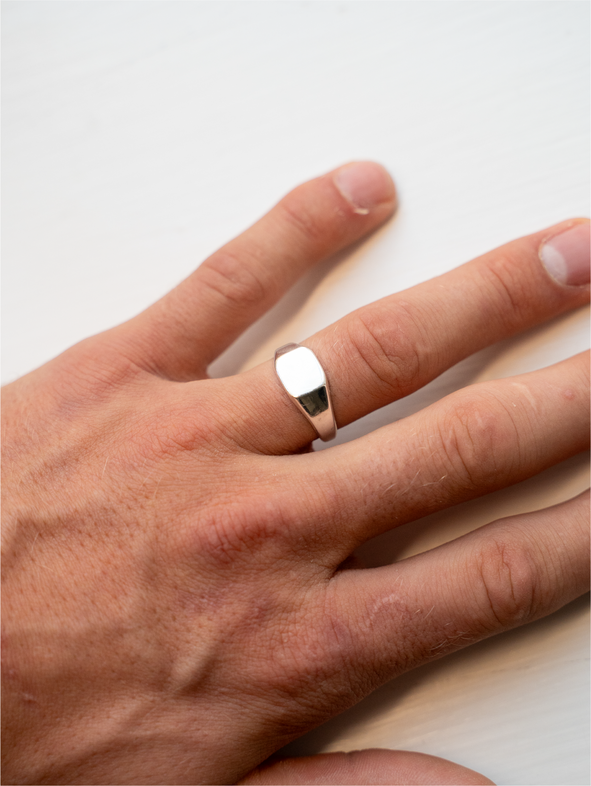 Thin Signet Ring
