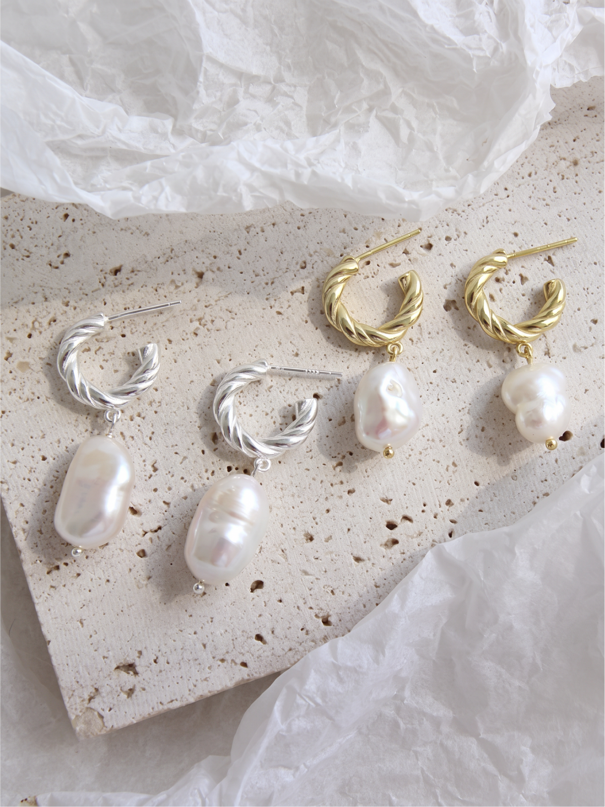 Twisted Pearl Earrings Gold