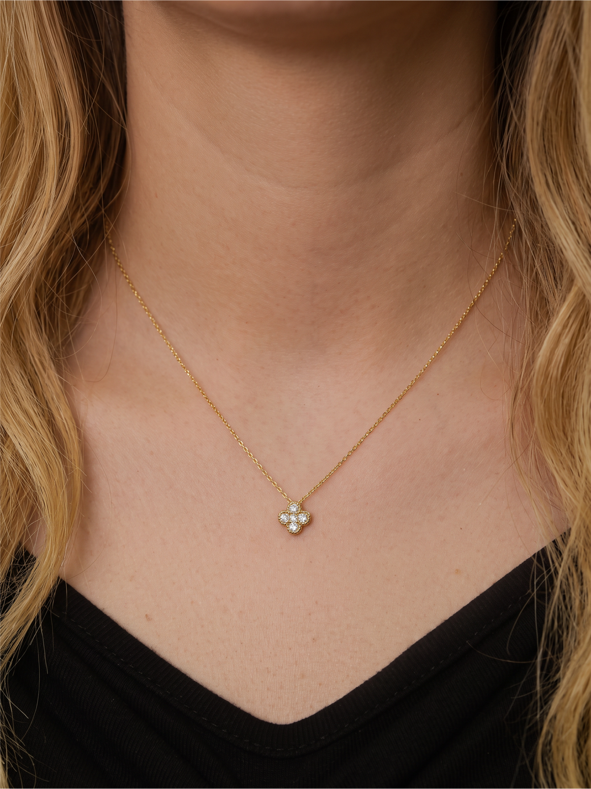 Zirconia Pendant Necklace