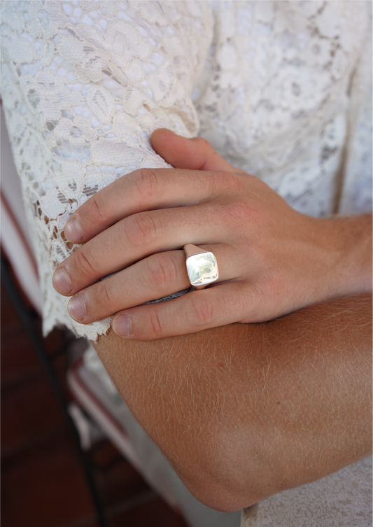Aura Signet Ring Silver