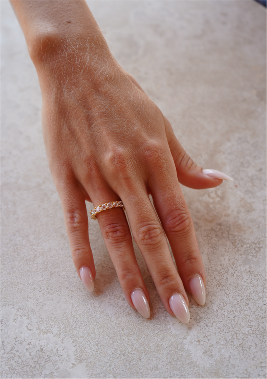 Bold Zirconia Ring Gold