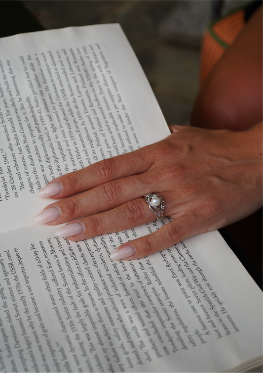 Coral Pearl Ring Silver