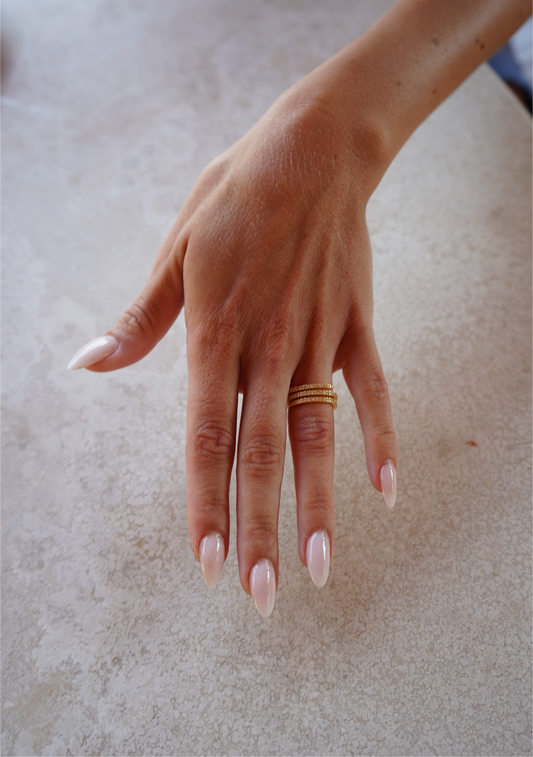 Triple Zirconia Ring Gold
