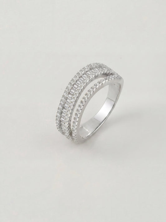 Wavy Zirconia Ring Silver
