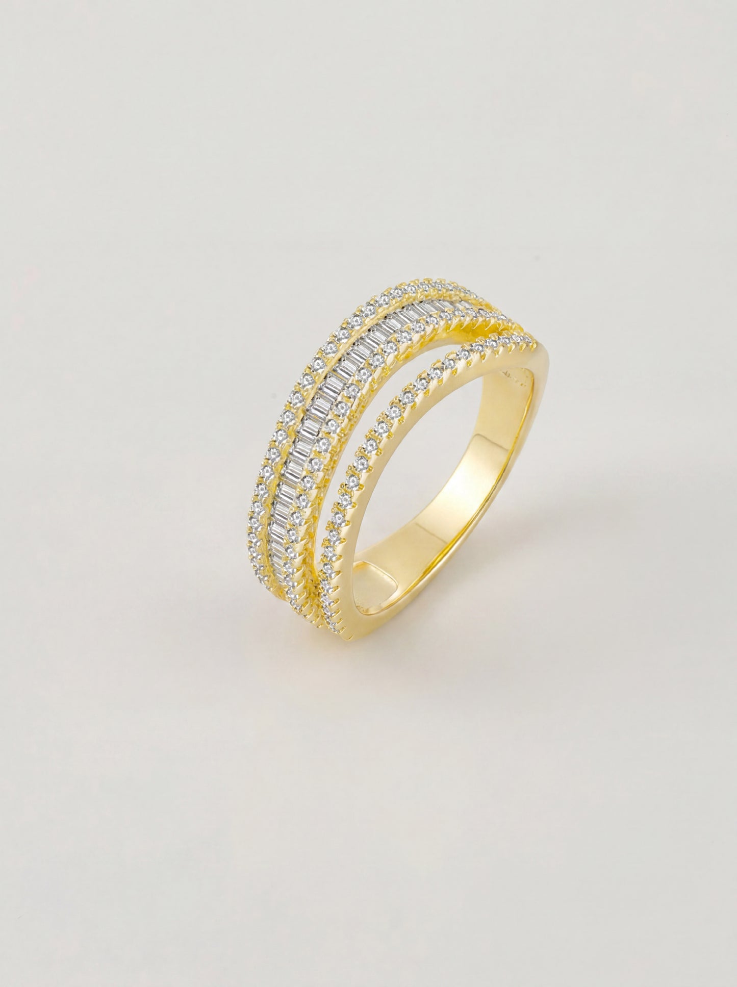 Wavy Zirconia Ring