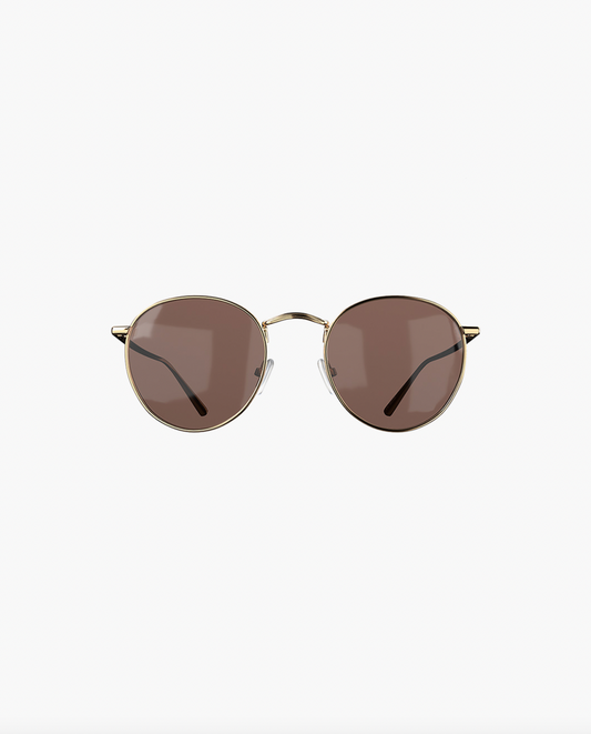 Get ready to turn heads with our Lecce Gold Brown sunglasses by Corlin Eyewear. These sunglasses feature UV protection 400 and scratch-resistant CR39 lenses, perfect for any outdoor activity.